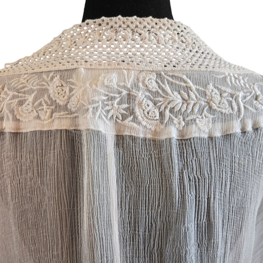 Maeve Batwing Gauze Top Size Medium - Picture 4 of 7